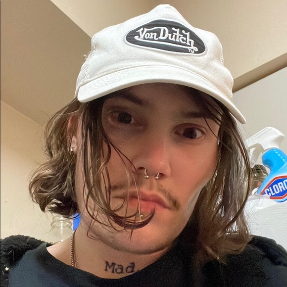 Meet your Posher, Kevin - Picture 1 of 1